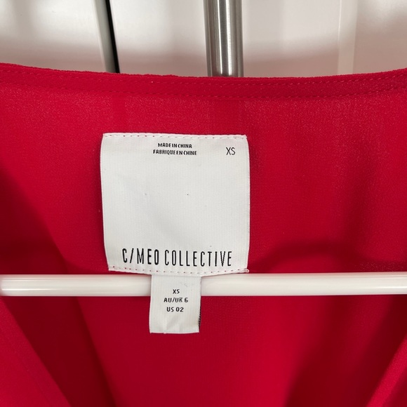 Red wrap dress - Picture 2 of 6